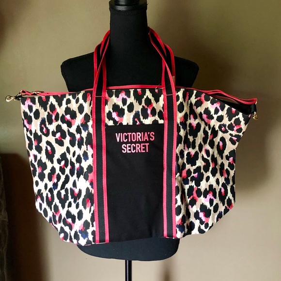 Victoria's Secret Handbags - Victoria Secret Bag 💼 NWT Victoria's Secret Handbags - Victoria Secret Bag 💼 NWT